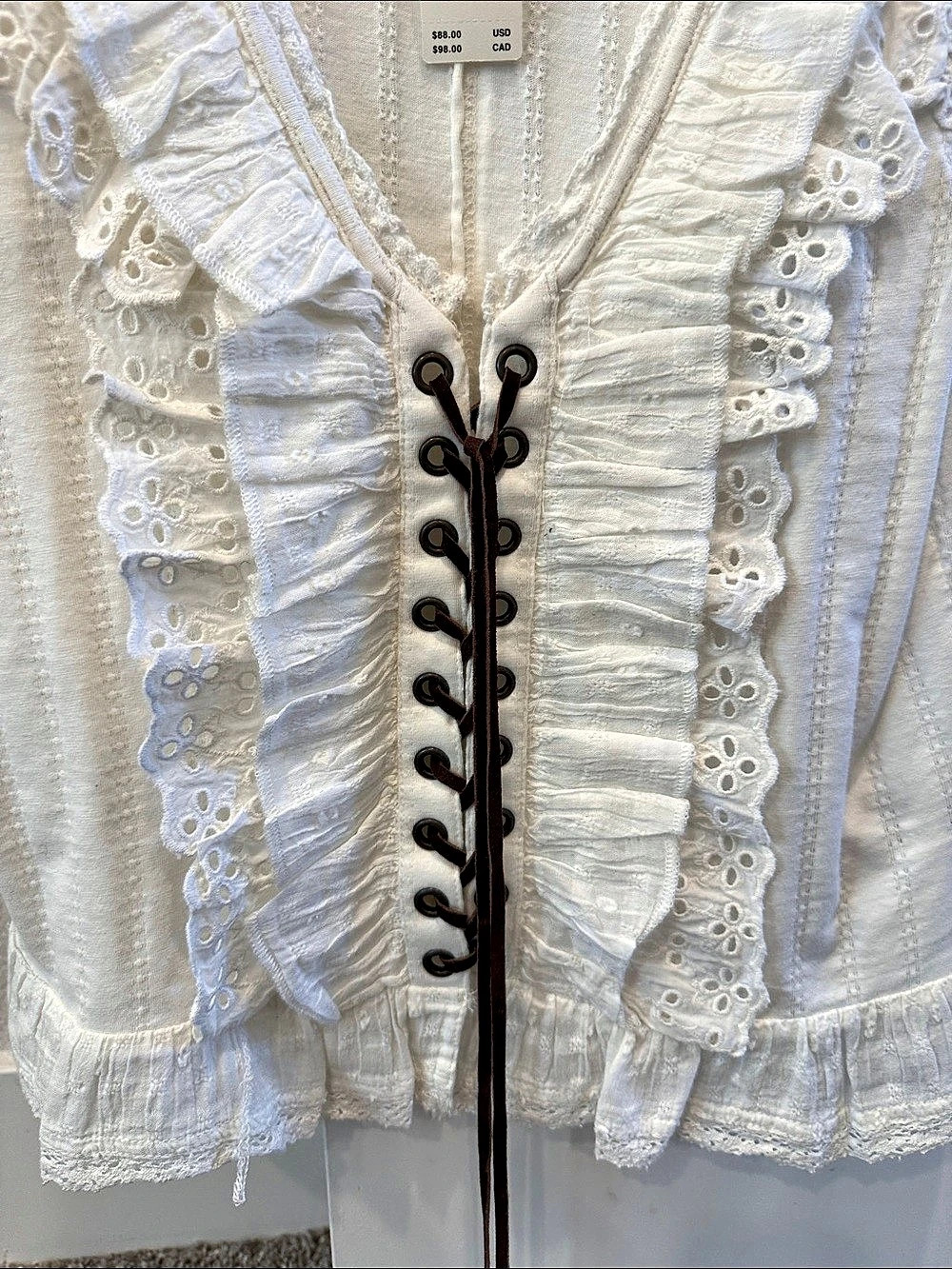 PILCRO Eyelet Ruffle Tank Women's Blouse White Medium - Picture 4 of 5